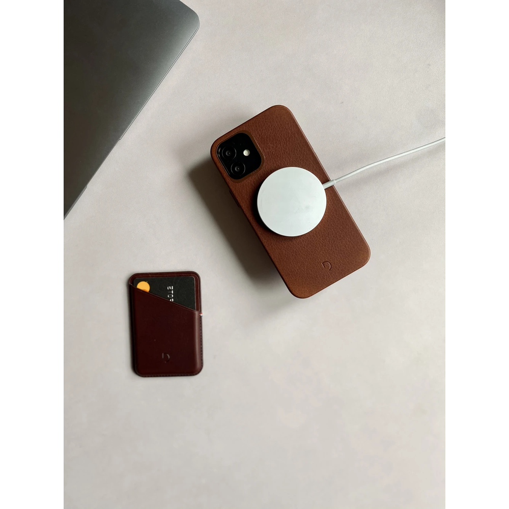 Чехол Decoded Leather Backcover - MagSafe для iPhone 12/12 Pro, кожа, коричневый
